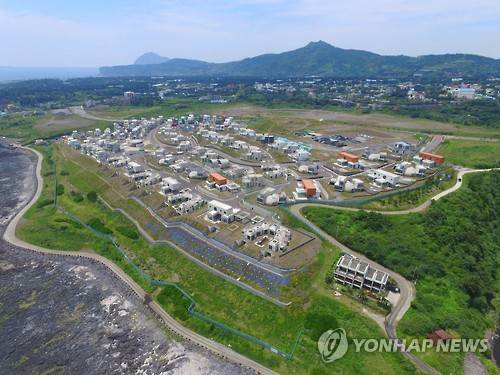 공사 중단된 예래휴양형주거단지 현장 [연합뉴스 자료 사진]