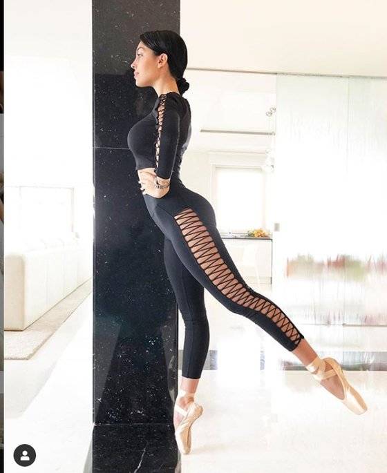 호날두 여자친구인 스페인 모델 출신 로드리게스. [로드리게스 인스타그램]