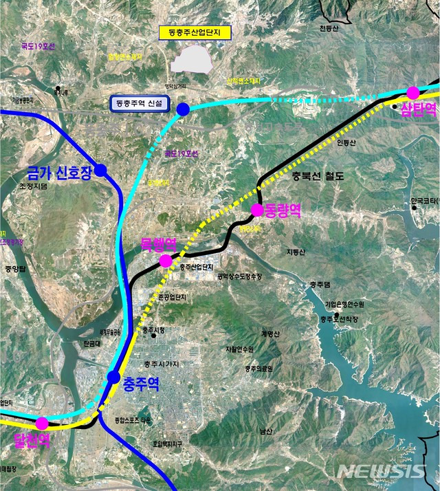 【충주=뉴시스】이병찬 기자 = 충북 충주시는 충북선 고속철도의 동충주 경유와 역 신설을 충북도에 요청하기로 했다고 20일 밝혔다. 사진은 충북선 고속철도 노선(원안)안과 동충주역 신설 노선도.2019.03.20.(사진=충주시 제공) photo@newsis.com