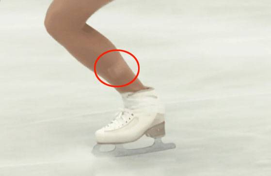 머라이어 벨의 가격으로 인한 임은수 종아리 부상 (사진=중계화면 캡처)