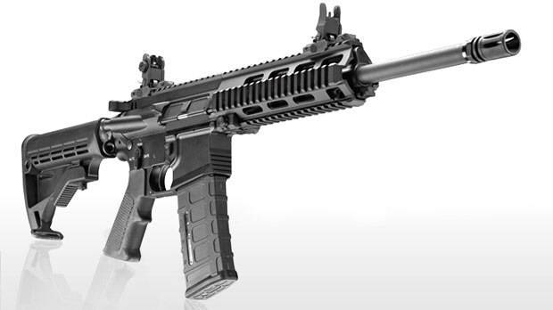 카라칼사의 CAR 816. 탄알집이 플라스틱이고 어떤 형식이든 조합이 가능한 개머리판을 제외하고는 위의 HK 416가 비교가 쉽지 않다. 지명도가 떨어지는 CAR 816는 가격 경쟁력을 내세워 HK 416에 맞서고 있다.