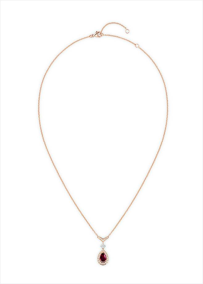 사진 : 쇼메, 조세핀 아그레뜨(Josephine Aigrette) pendant PG dia pyrope garnet