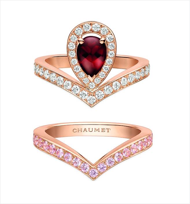 사진 : 쇼메, 조세핀 아그레뜨(Josephine Aigrette) - (위)ring PG dia pyrope garnet CMJN (아래)ring PG paved pink sapphires CMJN
