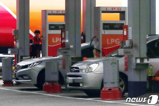 사진은 25일 서울 시내 한 LPG 충전소 모습. 2019.3.25/사진=뉴스1