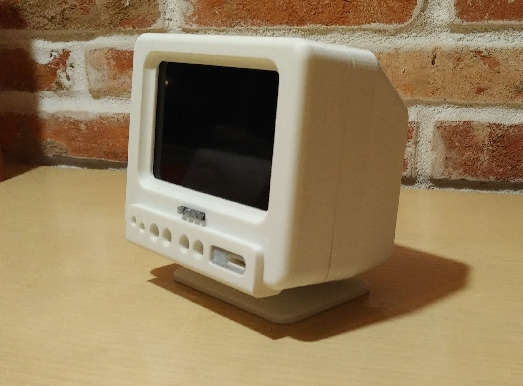 (CRT 브라운관을 품듯 뒤통수가 튀어나와있다) / 아는 아저씨님 사진 제공