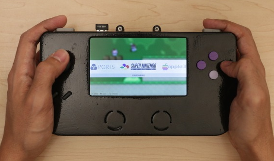 (이런 게임기는 이제 너무 흔해보이는 듯)