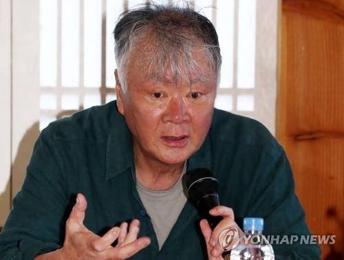 소설가 김훈[연합뉴스 자료사진]