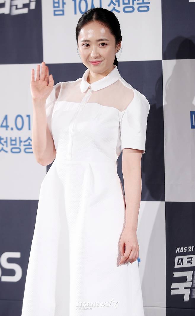 [★포토]김민정, '쿠도 히나' 벗고 미모의 사채업자로