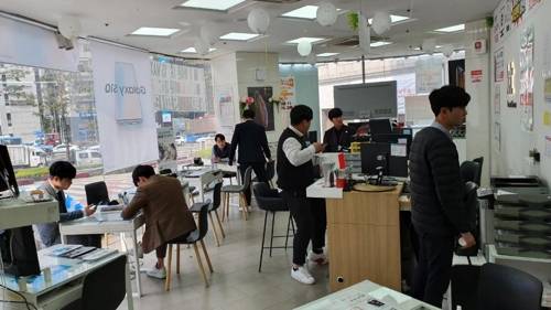 KT 강남직영점 내부 [촬영 최현석]