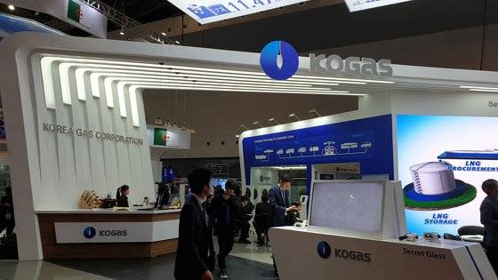 중국 상해에서 열린 LNG 2019에 참석한 한국가스공사 부스 전경. 한국은 일본, 중국에 이은 LNG 3대 수입국 중 하나다. 강기헌 기자