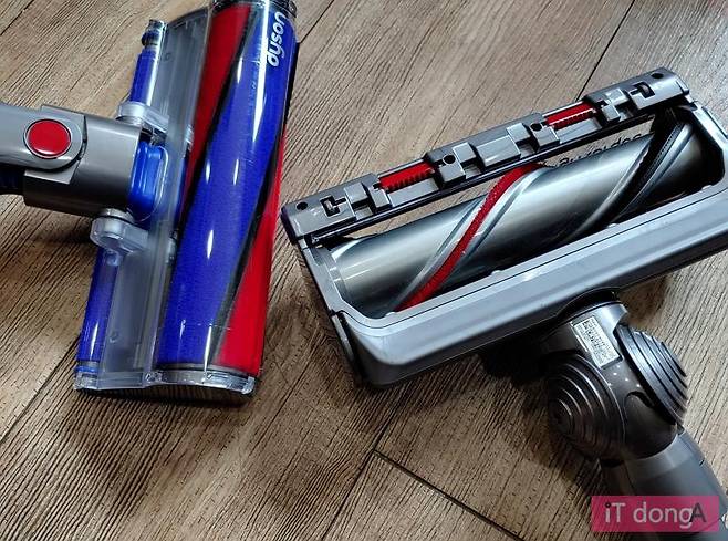 V11 컴플리트의 주요 헤드, 소프트롤러 클리너와 하이토크 드라이브