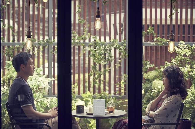 영화 `페르소나` 중 `썩지 않고 아주 오래`