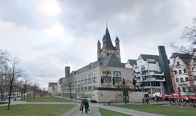 피쉬마르크트 옆에 있는 위대한 성 마틴 성당. 사진=Google 지도