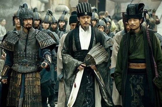 『삼국지연의』를 다룬 중국 CCTV 드라마 '삼국(三國)' 에서 북벌을 추진하는 제갈량 [중앙포토]