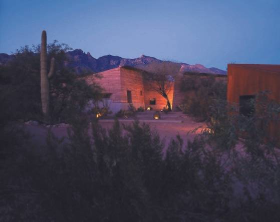 미국의 건축가 릭 조이가 애리조나 주 투손에 세운 스튜디오 건물. ［사진 효형출판］