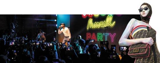 세계적 가수 퍼렐 윌리엄스가 지난 3월 말 서울 성수동 대림 창고에서 샤넬과 함께 만든 컬렉션을 최초로 공개한 뒤 콘서트를 가지고 있다. 오른쪽은 8일부터 서울 소공동 롯데백화점 에비뉴엘 펜디 매장에서 세계 최초로 판매하는 로마 아모르 컬렉션. /샤넬·펜디