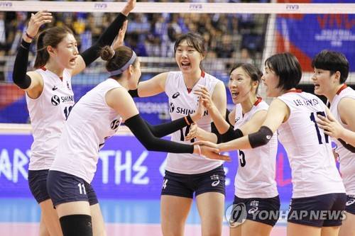2018년 VNL에 참가한 여자배구 대표팀 선수들 [국제배구연맹(FIVB) 제공=연합뉴스]