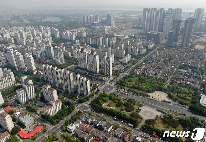 경기도 고양시 일산 서구 아파트단지 일대. 2019.5.12/뉴스1 © News1 박세연 기자