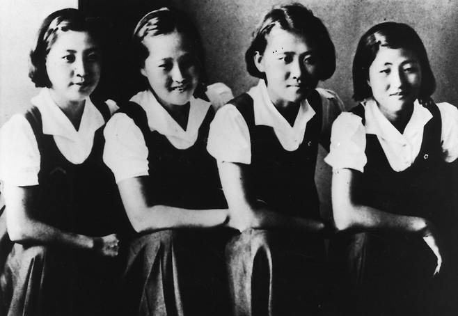 이희호 여사의 학창시절 모습. [중앙포토]