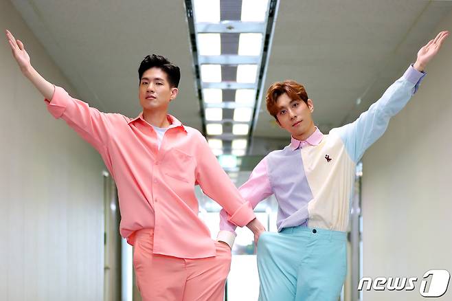 이짜나언짜나의 이찬(왼쪽)과 박원찬 / 뉴스1 © News1 민경석 기자