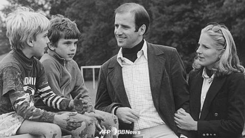 어린시절의 조 바이든 가족, 보(왼쪽), 헌터, 조 바이든, 부인 닐리아 헌터 바이든/AFPBBNews=뉴스1