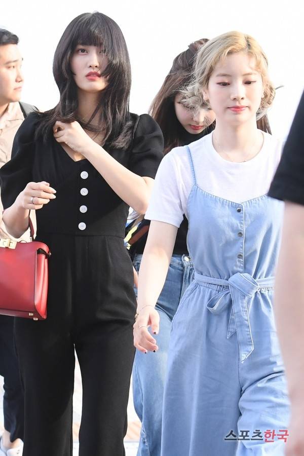 트와이스 모모, 다현. 사진=윤수정 기자 pic@hankooki.com