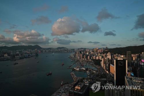 홍콩 빅토리아항과 도시 전경 [AFP=연합뉴스 자료사진]