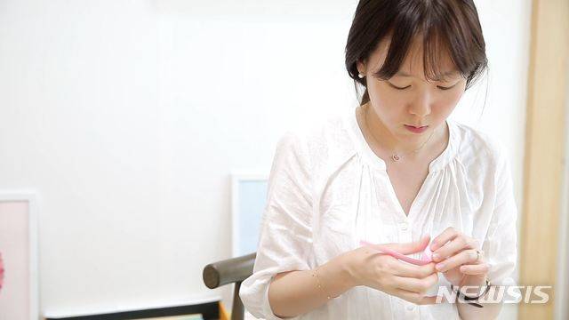 【서울=뉴시스】권봄이 작가