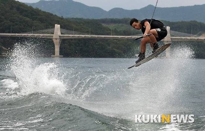 제트스키와 수상스키, 웨이크보드 등도 이용이 가능하다.
