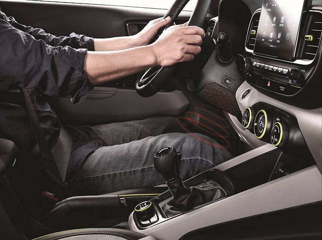 베뉴가 세계최초로 선보이는 적외선 무릎 워머