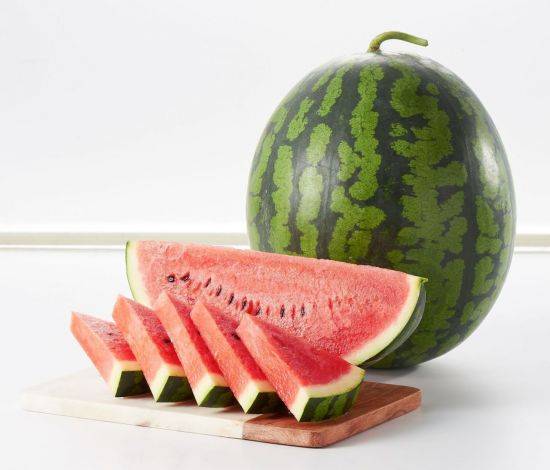 수박껍질은 음식물쓰레기일까요? 일반쓰레기일까요? [사진=아시아경제DB]