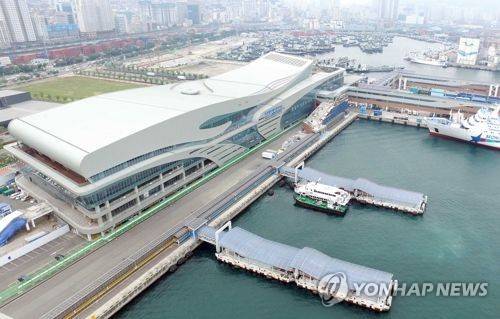 부산항국제여객터미널 전경 [촬영 조정호, 재판매 및 DB 금지]