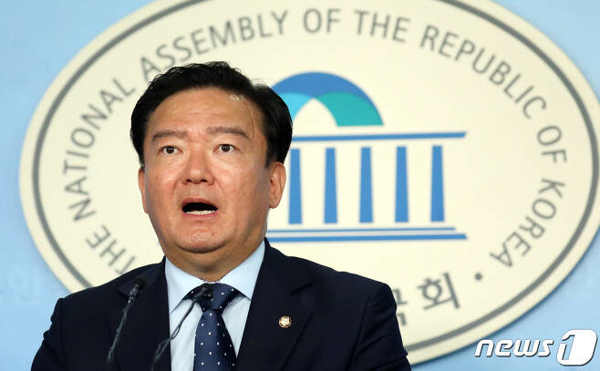 민경욱 자유한국당 대변인. /뉴스1 DB © News1 김명섭 기자