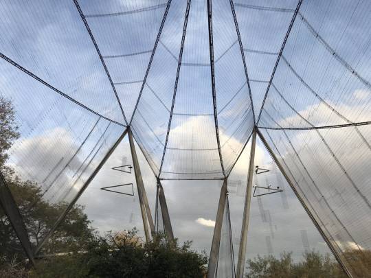 런던 동물원 조류 사육장, 세드릭 프라이스 설계.   @redthreadlogic