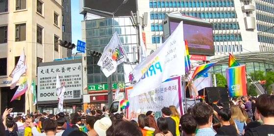 2019년 6월 서울에서 열린 퀴어문화축제의 한 장면 [사진 전태규]