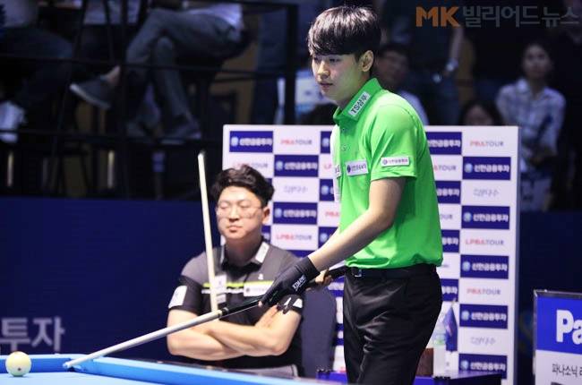 조건휘는 3세트를 따내며 세트스코어 1:2로 따라붙었으나 이후 다시 두 세트를 허용하며 1:4 고배를 들었다.