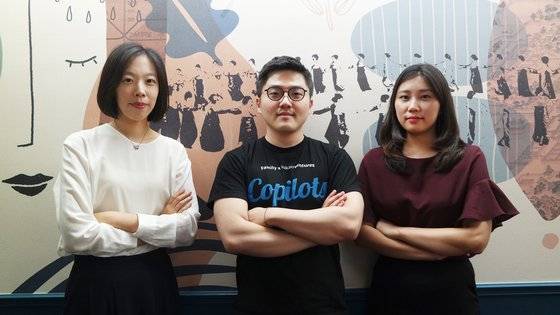 중앙일보는 지난 3일 강남 위워크에서 초기 스타트업 전문 투자사(VC)의 심사역인 김승현 베이스인베스트먼트 이사, 장동욱 카카오벤처스 수석팀장, 최윤경 매쉬업엔젤스 투자팀장과 패널 인터뷰를 진행했다. [사진 매쉬업엔젤스]