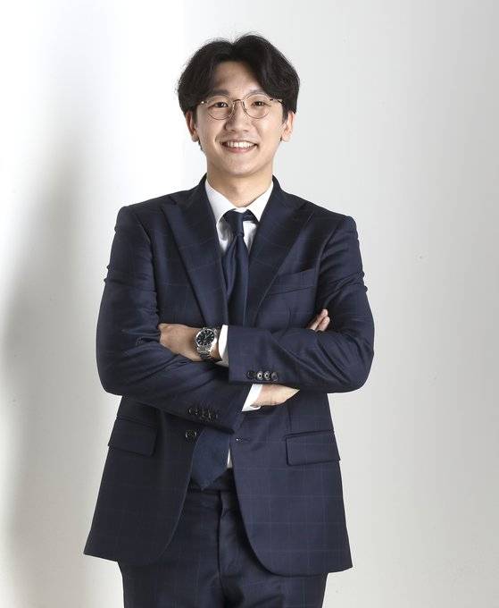 장천 변호사가 2018년 5월 30일 서울 중구 중앙일보 스튜디오에서 인터뷰를 하고 있다. 임현동 기자