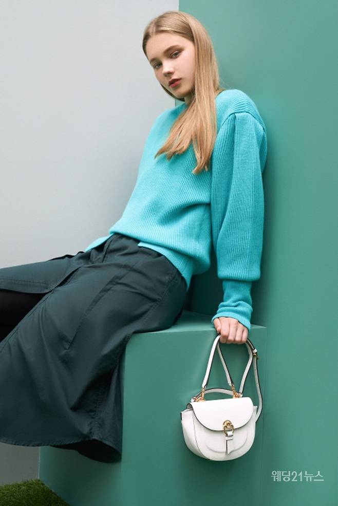 사진 : 러브캣, 19AW 에디토리얼 공개