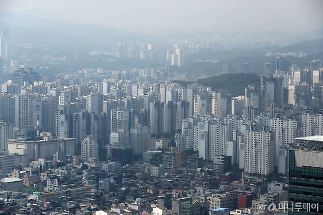 서울 강남권 아파트 단지 전경. /사진제공=뉴스1
