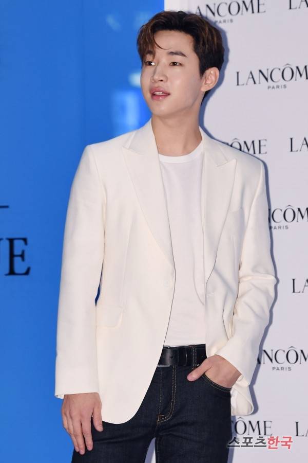 헨리.사진=이혜영 기자 lhy@hankooki.com