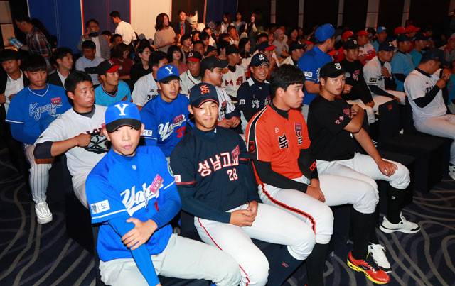 2020년 프로야구 신인 드래프트 (위 사진들은 기사 내용과는 관련이 없습니다)