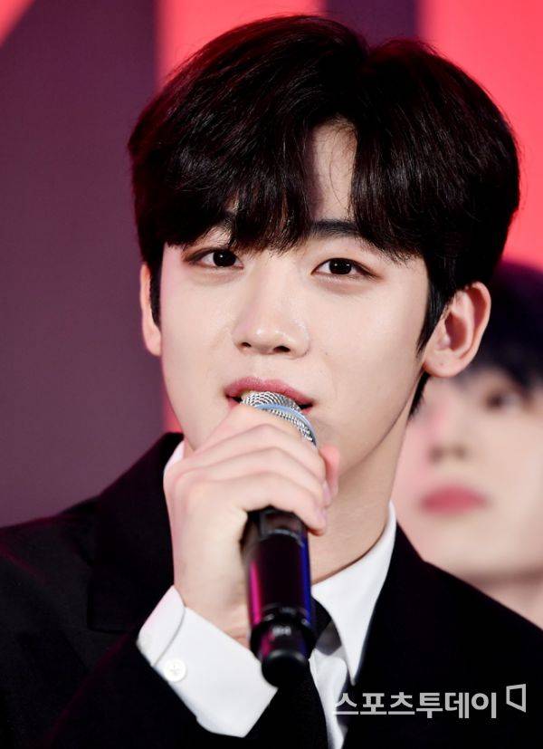 엑스원 김요한 발목 부상 / 사진=DB