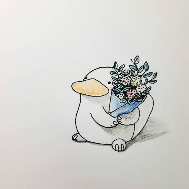 오리너구리 캐릭터 ‘오구’의 초기 스케치. 이모티콘으로 출시된 후 1020 사이에서 큰 사랑을 받고 있다.