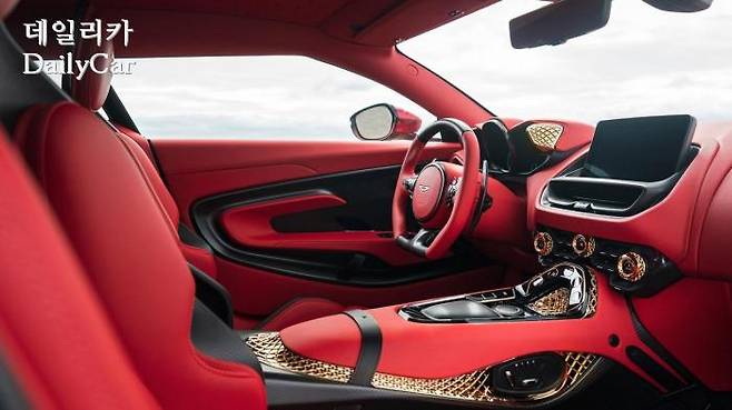 애스턴 마틴, DBS GT 자가토