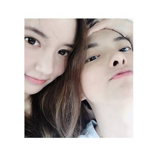 열애설이 불거진 한서희(왼쪽)와 정다은. [한서희 인스타그램 캡처]