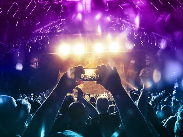 공연이 펼쳐지고 있는 콘서트 현장. 사진=게티이미지뱅크