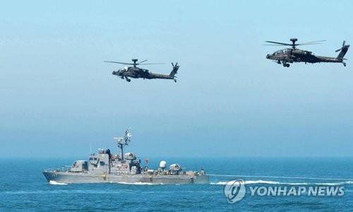 해군 2함대의 한미 합동 해상기동훈련 [자료사진.해군2함대]
