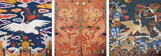 ① 조선시대 당하관이 사용했던 ‘단학문흉배’. ② 중국 명대 단오절 흉배. 나쁜 일을 쫓는 ‘벽사(僻邪)의 의미가 담겨있다. ③ 중국 청대 ‘오품문관백한흉배’. [사진 숙명여대 정영양자수박물관]