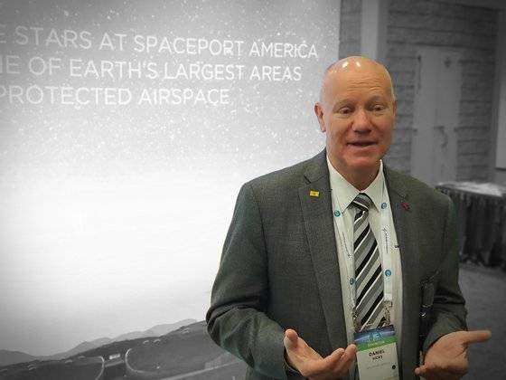 미국 멕시코 주정부가 운영하는 우주공항 '스페이스포트 아메리카'의 최고경영자(CEO) 대니얼 힉스가 지난달 22일 워싱턴 D.C.에서 열린 국제우주대회(IAC)에서 중앙일보와 인터뷰하고 있다.